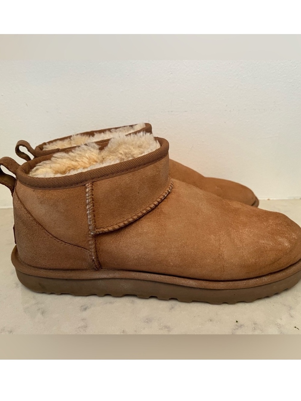 UGG Mini Classic Tan Camel Women’s Sz 11